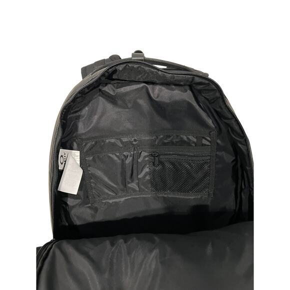 Oakley Blade Razor Pro Backpack - Picture 5 of 6
